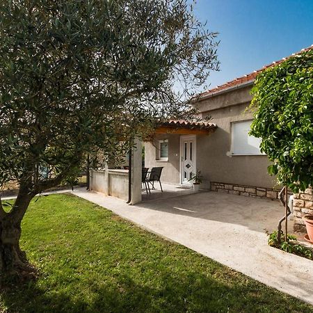 Holiday Apartment Near The Beach Fažana Εξωτερικό φωτογραφία
