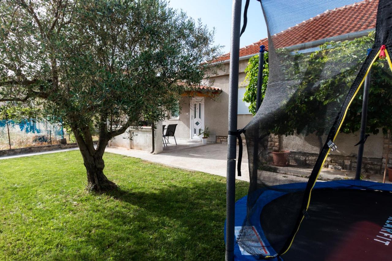 Holiday Apartment Near The Beach Fažana Εξωτερικό φωτογραφία