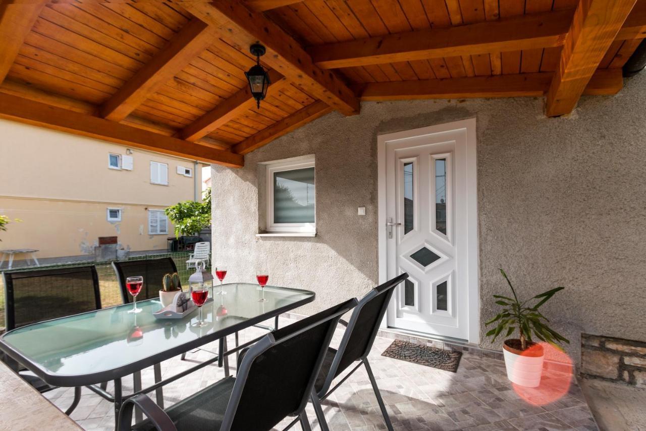 Holiday Apartment Near The Beach Fažana Εξωτερικό φωτογραφία